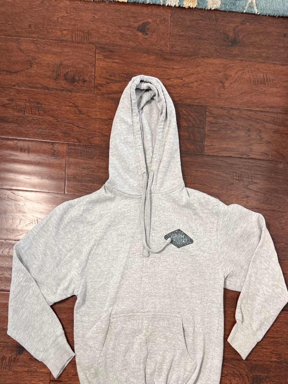 Vintage Quiksilver Gray Pullover Hoodie - Men’s Size Medium